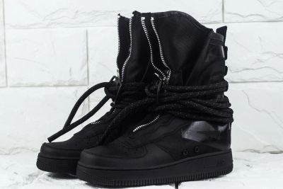 Лот: 11168681. Фото: 1. Кроссовки Nike SF Air Force 1... Кеды, кроссовки, слипоны