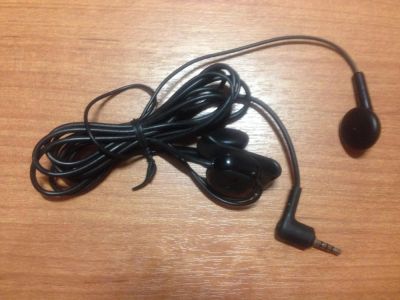 Лот: 5205450. Фото: 1. Проводная гарнитура Nokia HS-105... Красноярск