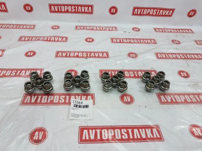 Лот: 20903494. Фото: 1. Гайка колесная Toyota (б/у). Другое (автозапчасти)