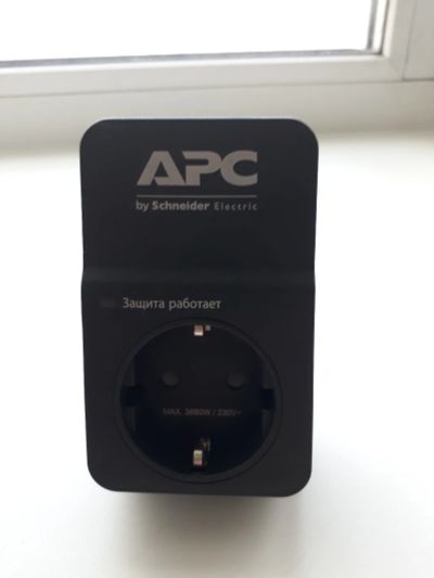 Лот: 11681935. Фото: 1. Защита от скачков напряжения APC. ИБП, аккумуляторы для ИБП