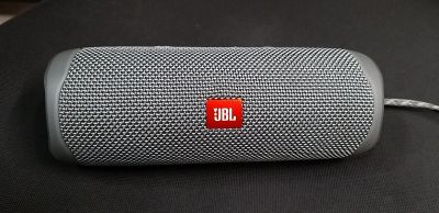 Лот: 17858227. Фото: 1. Беспроводная колонка jbl flip... Красноярск