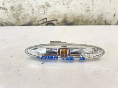 Лот: 25602872. Фото: 1. повторитель поворота Toyota Camry... Двигатель и элементы двигателя