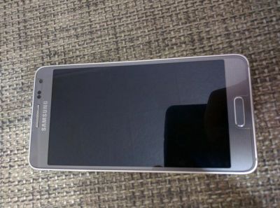 Лот: 7353332. Фото: 1. Samsung Alpha 32GB LTE. Отличное... Смартфоны