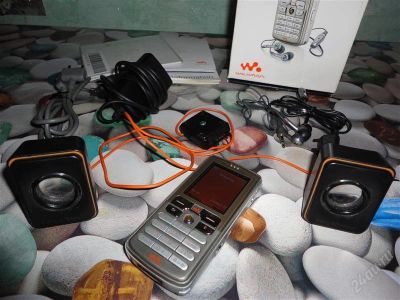 Лот: 2216367. Фото: 1. SonyEricsson W700i Преимущественно... Кнопочные мобильные телефоны