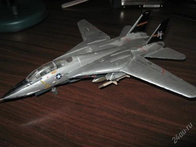 Лот: 857017. Фото: 1. F-14 Tomcet. Автомоделизм