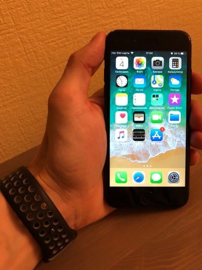 Лот: 12585073. Фото: 1. iPhone 7 black 128. Смартфоны