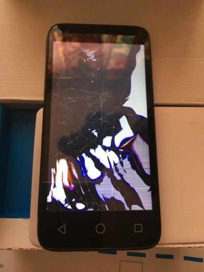 Лот: 9470424. Фото: 1. alcatel one touch 5019d pixi 3... Смартфоны