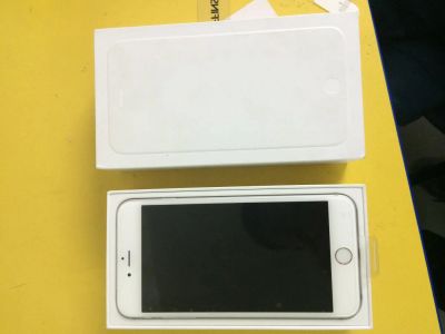 Лот: 4617980. Фото: 1. iPhone 6+ 16gb silver. Смартфоны