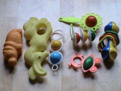 Лот: 328322. Фото: 1. кучка погремушки. Другое (дети растут)