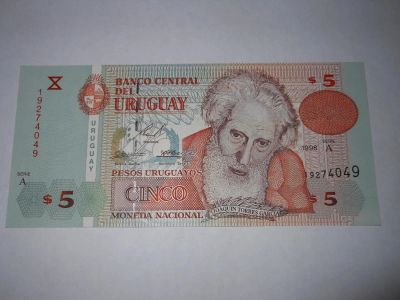 Лот: 5220247. Фото: 1. Уругвай 5 песо 1998г идеал. Америка