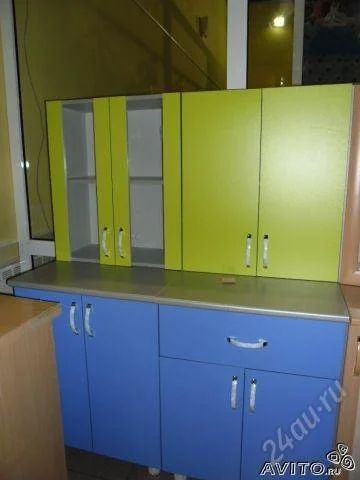 Лот: 2592188. Фото: 1. Кухня ламинат цветной 1,2. Кухонные гарнитуры