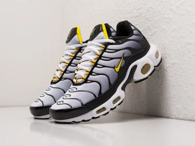 Лот: 20205618. Фото: 1. Кроссовки Nike Air Max Plus TN. Кеды, кроссовки, слипоны