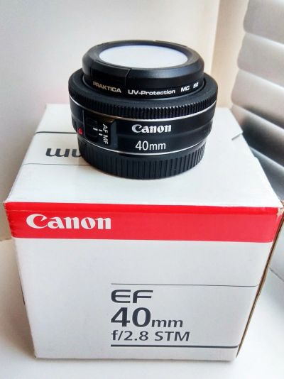 Лот: 17882665. Фото: 1. Canon EF 40mm f/2.8 STM. Аккумуляторы, зарядные