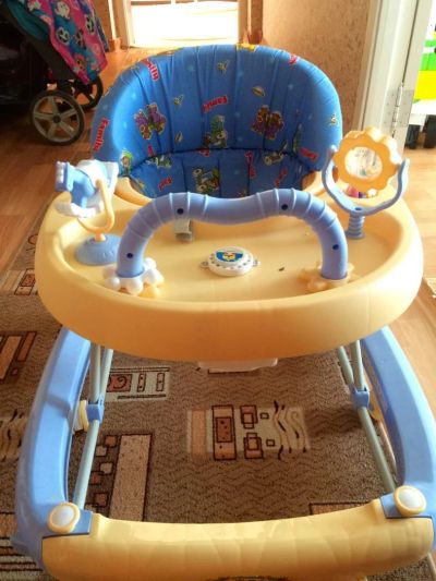 Лот: 3972320. Фото: 1. Ходунки Family 2 в 1. Другое (игрушки)
