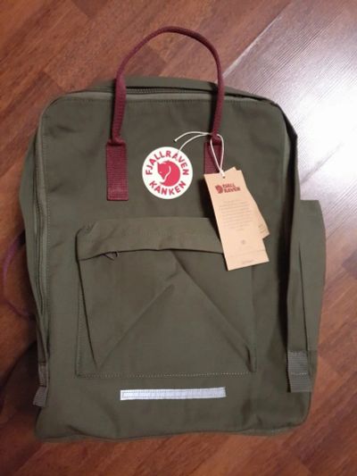 Лот: 12043283. Фото: 1. Рюкзак Fjallraven Kanken big. Рюкзаки