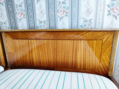 Лот: 22393251. Фото: 1. Кровать из дерева с матрасом(85... Кровати
