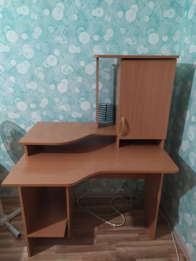 Лот: 19493717. Фото: 1. Стол компьютерный. Компьютерные и письменные столы