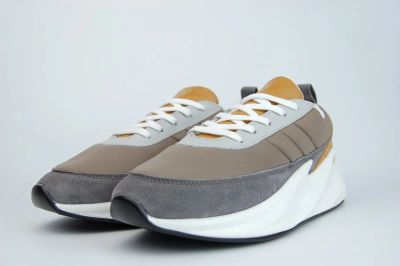 Лот: 16933581. Фото: 1. Кроссовки Adidas Sharks Tan (19141... Кеды, кроссовки, слипоны