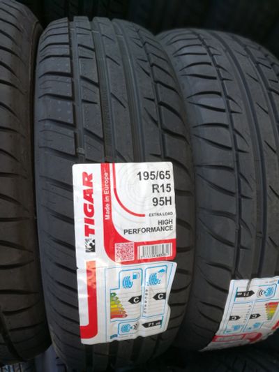Лот: 15456964. Фото: 1. R15 195/65 Tigar High Performance... Шины