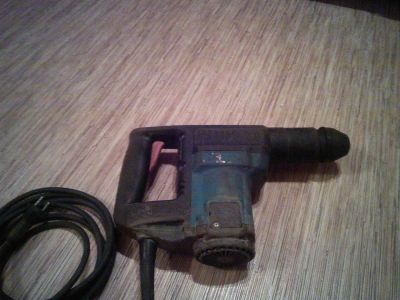 Лот: 5094005. Фото: 1. Перфоратор Makita HR3000C. Электроинструмент