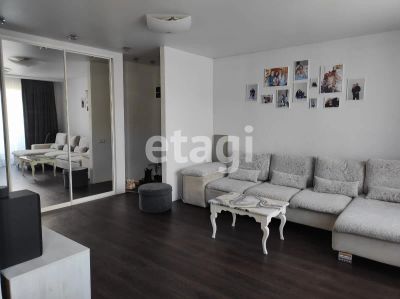 Лот: 21081071. Фото: 1. Продам 4-комн. кв. 80.3 кв.м... Квартиры, студии
