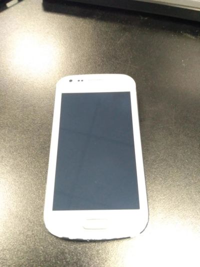 Лот: 9883666. Фото: 1. Смартфон Samsung GT-S 7562. Смартфоны