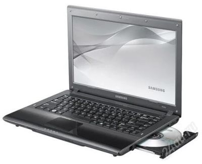 Лот: 1450682. Фото: 1. Игровой Samsung NP-R440-JT03 Core... Ноутбуки