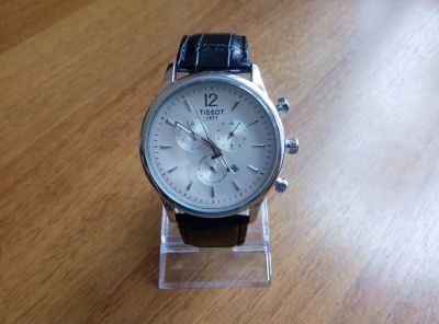 Лот: 8647940. Фото: 1. Часы мужские Tissot 1853 с календарем. Другие наручные часы