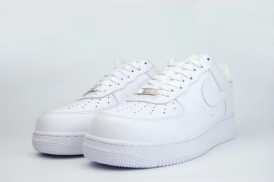 Лот: 16946807. Фото: 1. Кроссовки Nike Air Force 1 Low... Кеды, кроссовки, слипоны