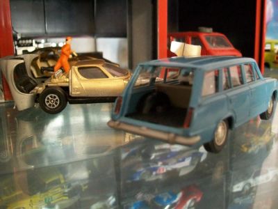 Лот: 6451055. Фото: 1. ..Гараж БК..передний и задний... Автомоделизм