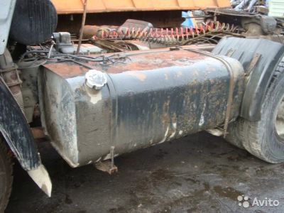 Лот: 6598686. Фото: 1. бензобак от камаза литров 200. Другое (автозапчасти)