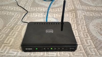 Лот: 17932397. Фото: 1. Wi-Fi роутер D-link DIR-300 (rev... Маршрутизаторы (роутеры)