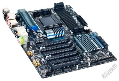 Лот: 5897049. Фото: 1. материнская плата Gigabyte GA-990FXA-UD5... Материнские платы