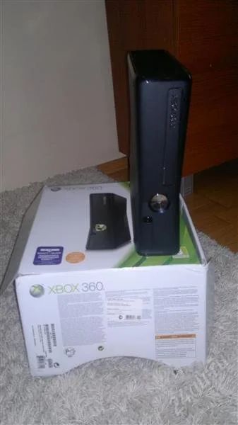Лот: 1807892. Фото: 1. Xbox 360 black slim с рубля. Игровые приставки, консоли