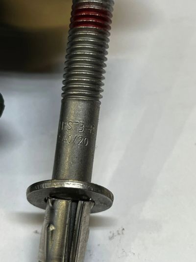 Лот: 23425765. Фото: 1. Hilti Анкер-шпилька HST3-R M12x115... Крепёж