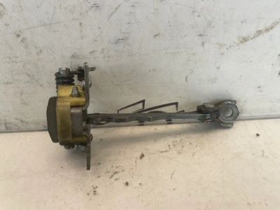 Лот: 24627639. Фото: 1. ограничитель двери Renault Fluence... Кузов