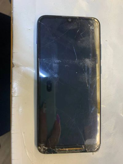 Лот: 20865215. Фото: 1. Смартфон Huawei Y6 2019. Смартфоны