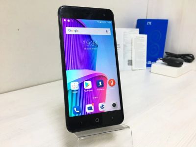 Лот: 16249586. Фото: 1. Смартфон ZTE Blade V8 mini 32Gb... Смартфоны
