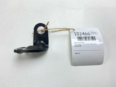 Лот: 24894931. Фото: 1. Крюк двигателя Volkswagen Tiguan... Двигатель и элементы двигателя