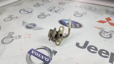 Лот: 23584603. Фото: 1. Регулятор давления топлива Mitsubishi... Топливная система