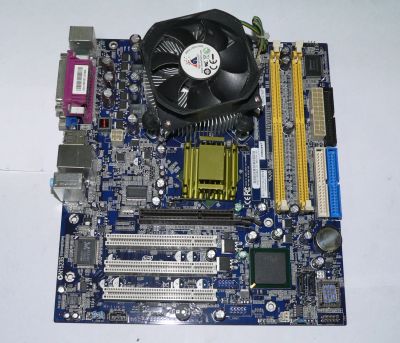 Лот: 10368851. Фото: 1. Celeron D 336 (2.8Ghz) + MB Foxconn... Комплекты запчастей