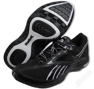 Лот: 1778627. Фото: 1. .Reebok TrainTone Кроссовки черные... Кеды, кроссовки, слипоны