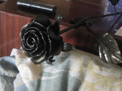 Лот: 978003. Фото: 1. Розы из металла. Сувенирные мелочи