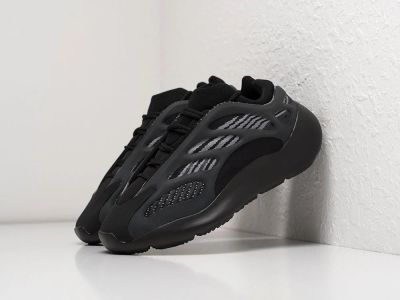 Лот: 18945897. Фото: 1. Кроссовки Adidas Yeezy Boost 700... Кеды, кроссовки, слипоны