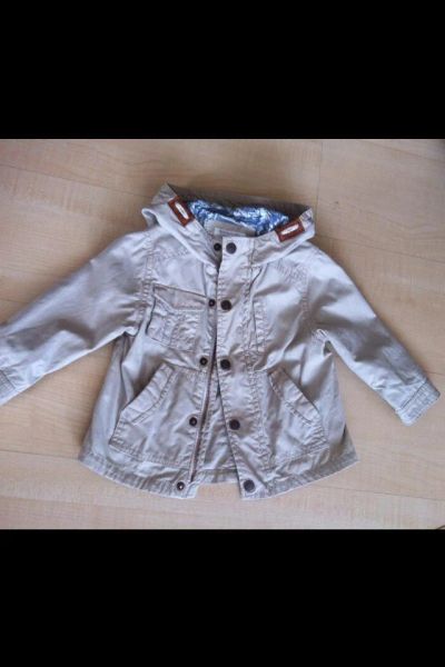 Лот: 7106671. Фото: 1. Ветровка (парка) на мальчика Zara... Верхняя одежда