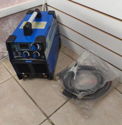 Лот: 25897531. Фото: 1. Сварочный аппарат Aurora Pro StrongHold... Сварочные аппараты