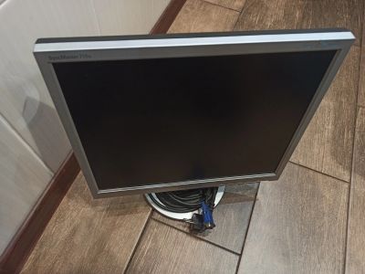 Лот: 15773195. Фото: 1. ЖК монитор 17" Samsung 710N. ЖК-мониторы