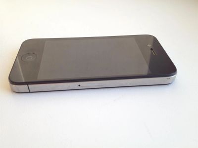 Лот: 2878611. Фото: 1. Оригинальный iphone 4 16gb №34... Смартфоны
