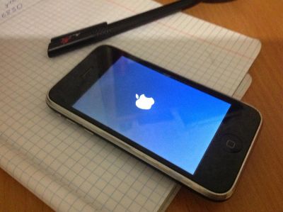 Лот: 3131182. Фото: 1. iphone 3g 8gb оригинал. Смартфоны