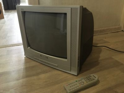 Лот: 16400073. Фото: 1. Телевизор Akira с пультом(рабочий... Телевизоры